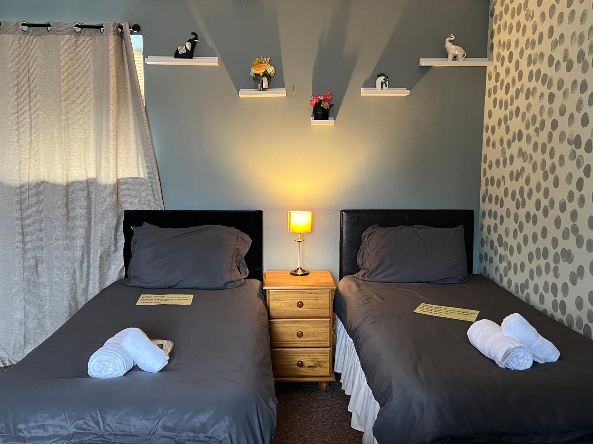 Self Check In Room Accommodation Only The Castle, Coldstream Exterior foto