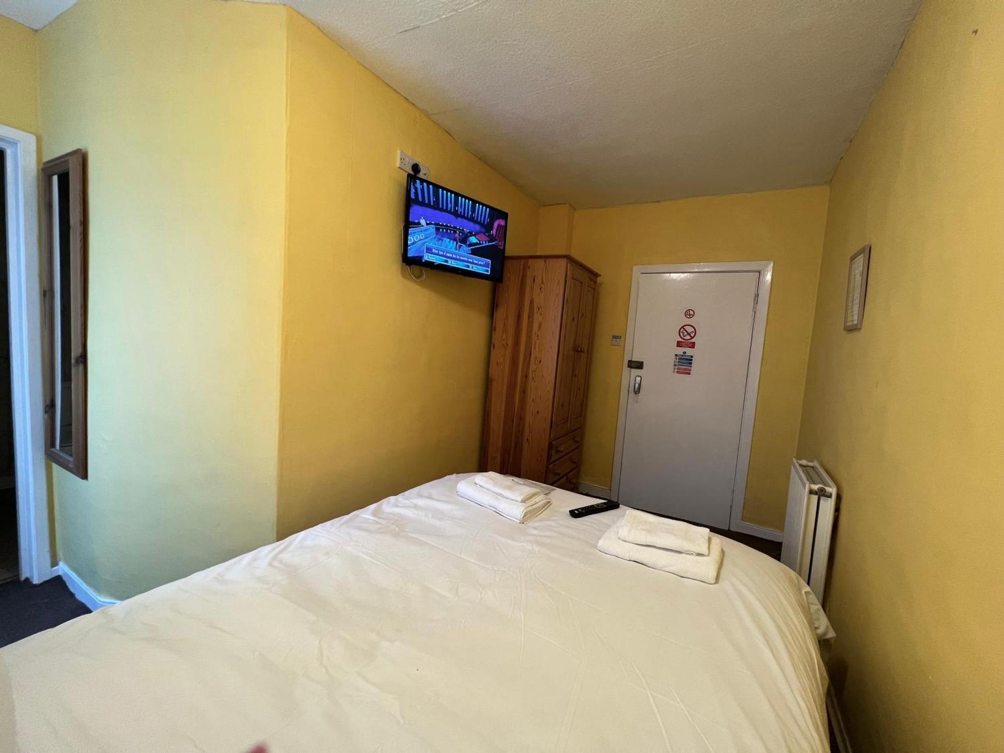Self Check In Room Accommodation Only The Castle, Coldstream Exterior foto