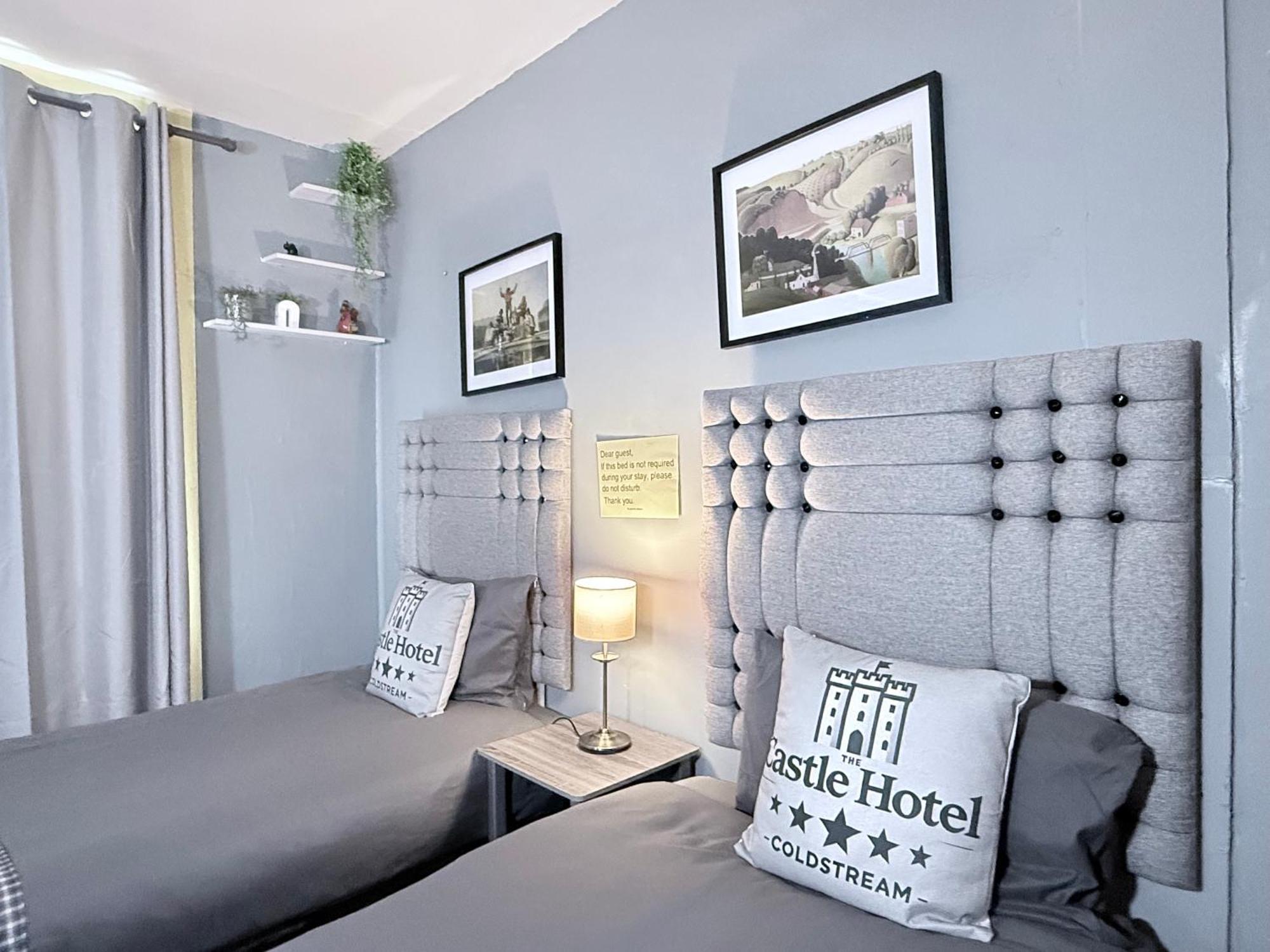 Self Check In Room Accommodation Only The Castle, Coldstream Exterior foto