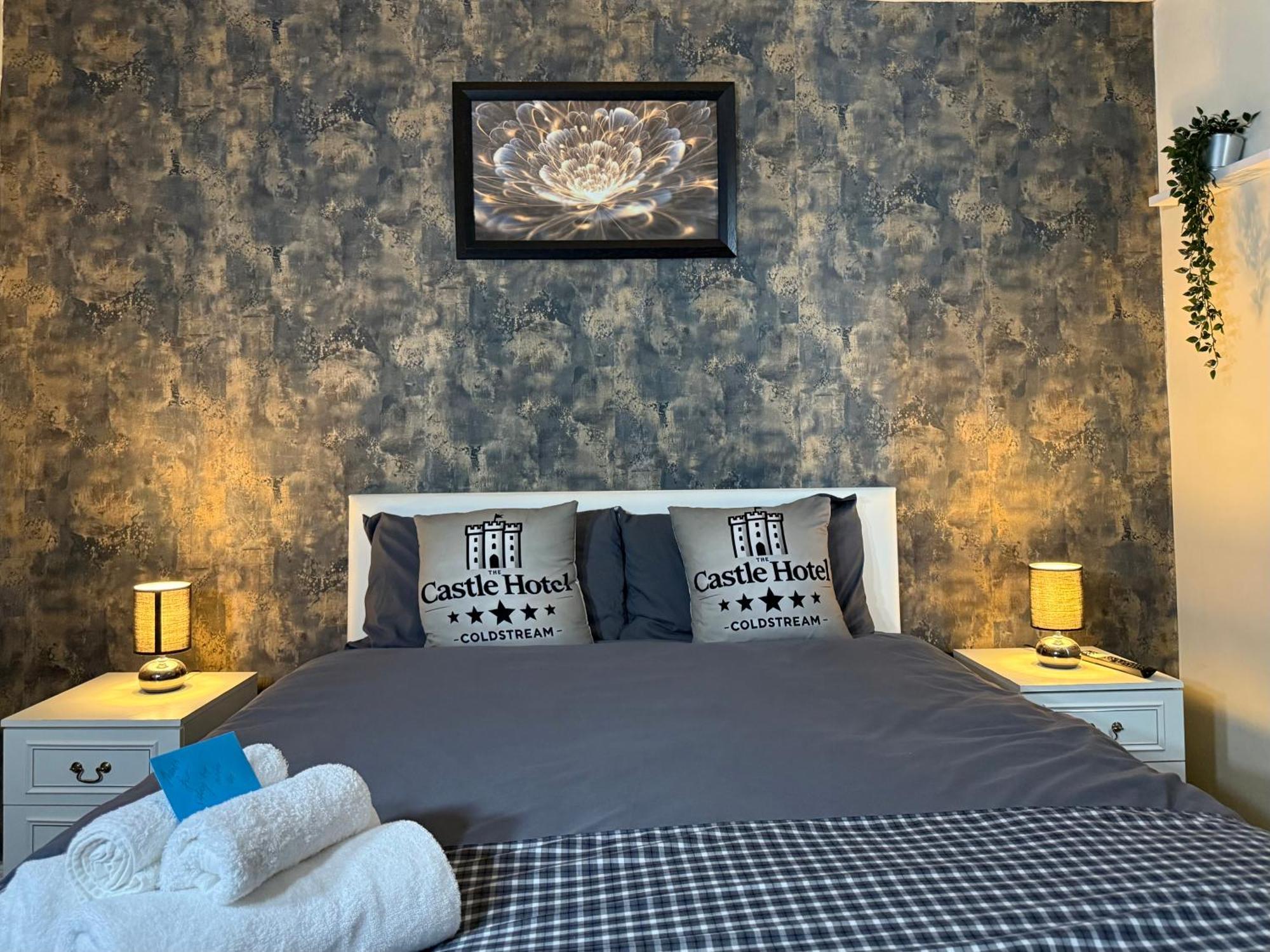 Self Check In Room Accommodation Only The Castle, Coldstream Exterior foto