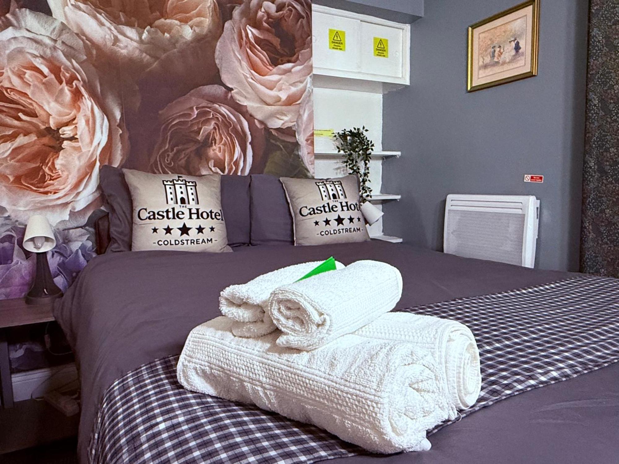 Self Check In Room Accommodation Only The Castle, Coldstream Exterior foto