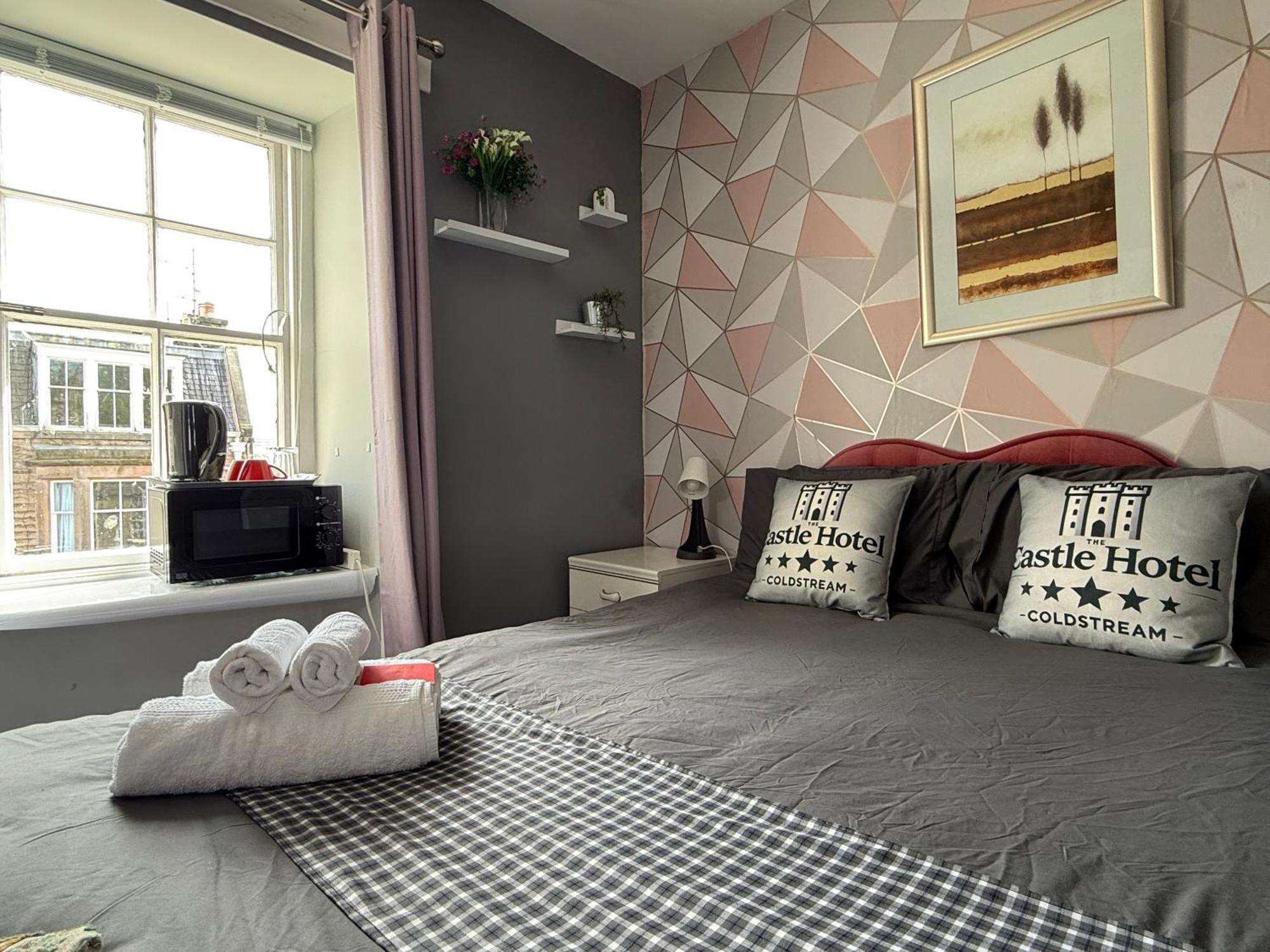 Self Check In Room Accommodation Only The Castle, Coldstream Exterior foto